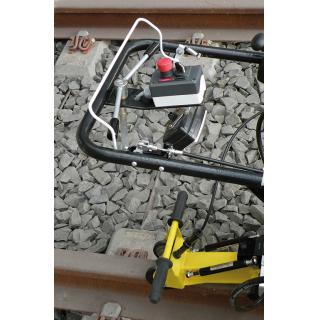 PCM-2P a 2P/FC Stroj pre montáž a demontáž Pandrol svorkovníc typu "e" a Fastclip